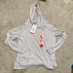 ❄️🧶NWT, women’s sweater shirt